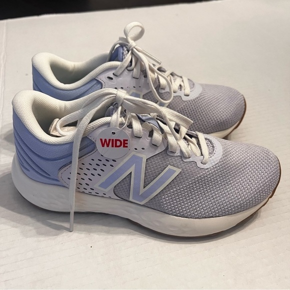 New Balance 520 V7 Running Athletic Shoes Women’s Size 5‎ = - Picture 1 of 7